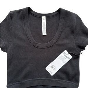 Alo Yoga Black Ribbed Crop Top